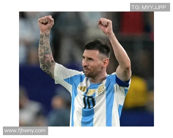 足球网红对决球星赛场激烈上演谁将成为下一个足球传奇之星