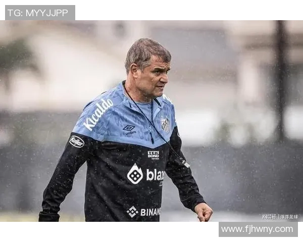 长发飘逸的足球传奇球星如何在绿茵场上书写永恒经典