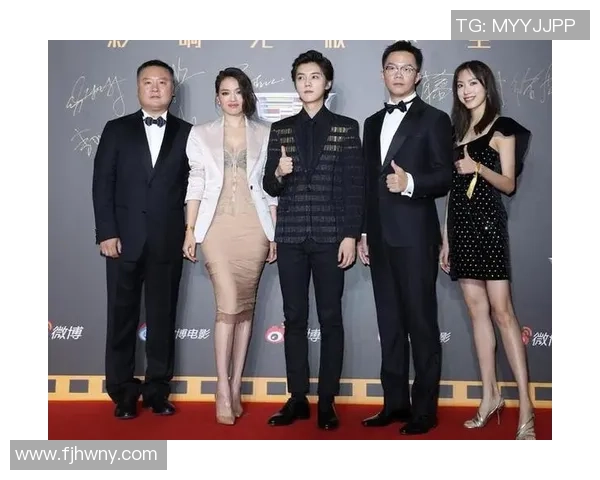 鹿晗足球十佳球星精彩瞬间合集盘点其中的非凡表现与辉煌时刻